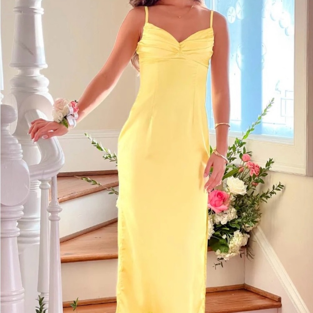 Beginning Boutique Satin Honey Yellow Maxi Dress Size 4 / Small